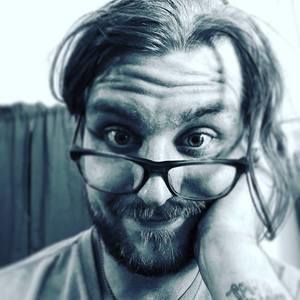 Meet your Posher, Ethan